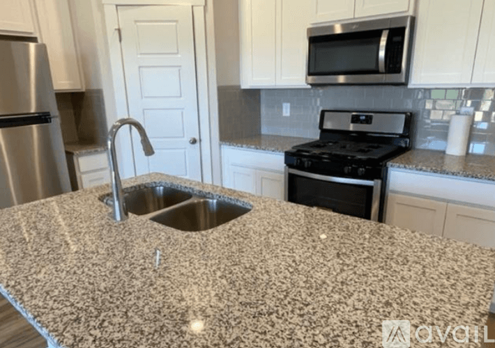 Greer Townhome: 4 Outback Drive