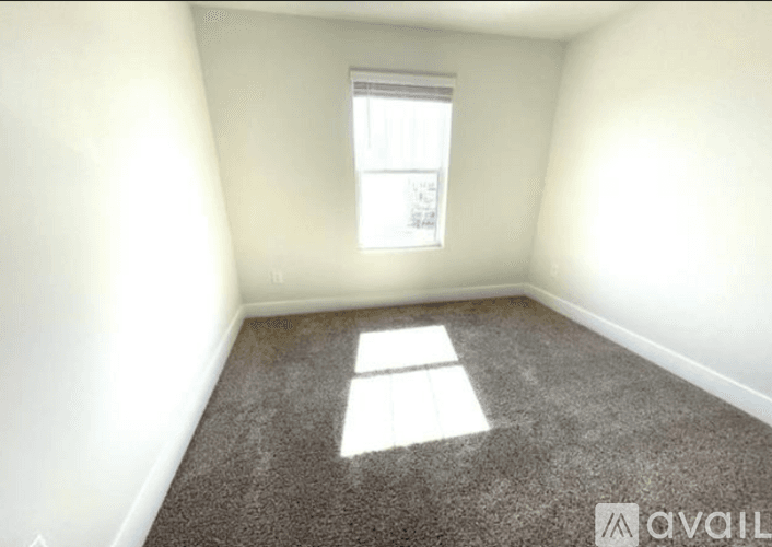 Greer Townhome: 4 Outback Drive