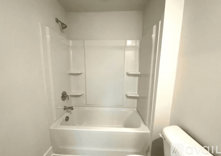 Greer Townhome: 4 Outback Drive