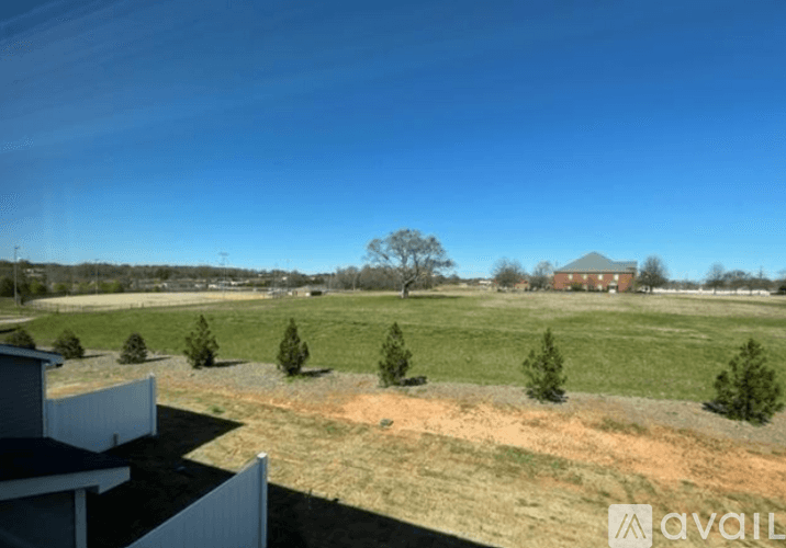 Greer Townhome: 4 Outback Drive