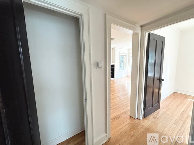Chicago Apartment: 7250 N Hamilton Ave