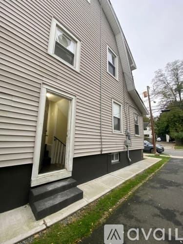 West Orange House: 38 Randolph Pl