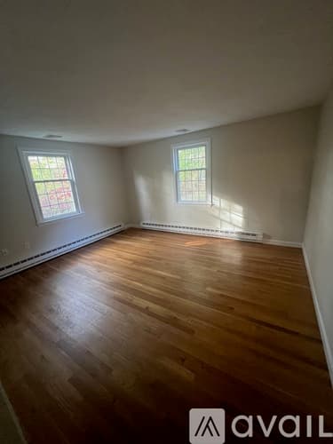 Falmouth Condo: 46 Colonial Village
