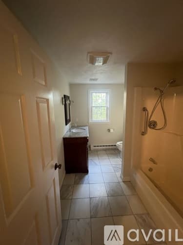 Falmouth Condo: 46 Colonial Village