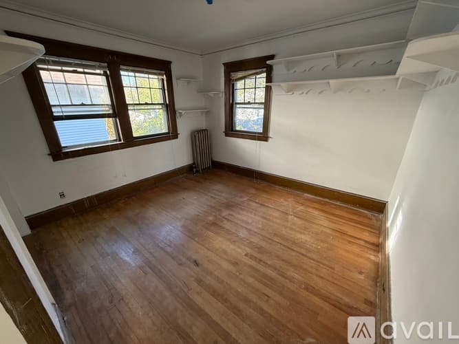 Worcester Apartment: 10 Underwood Street