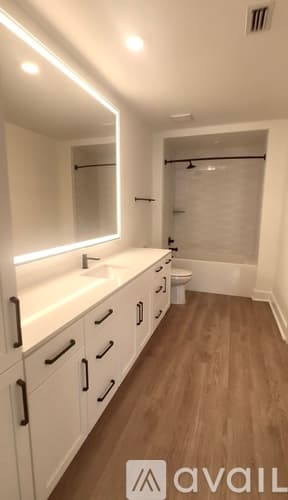 Tampa Apartment: 5451 Bay Center Dr