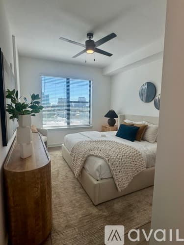 Tampa Apartment: 1703 N Florida Ave
