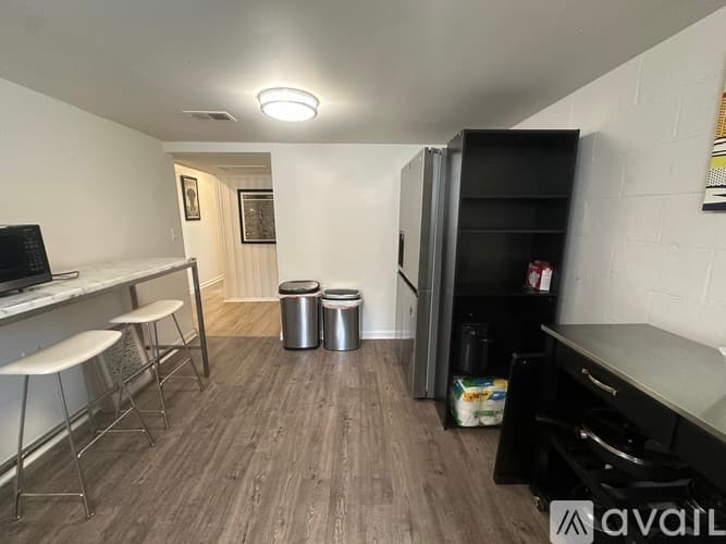 Atlanta Apartment: 1100 Burton Drive Northeast