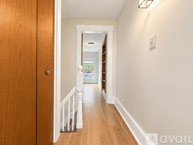 Waltham Apartment: 123 Chestnut Street