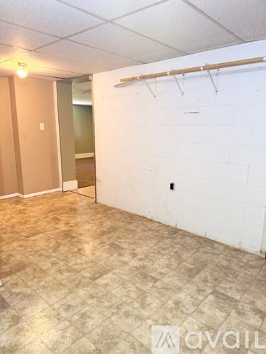 Mapleton House: 9925 West Buckhaven Court