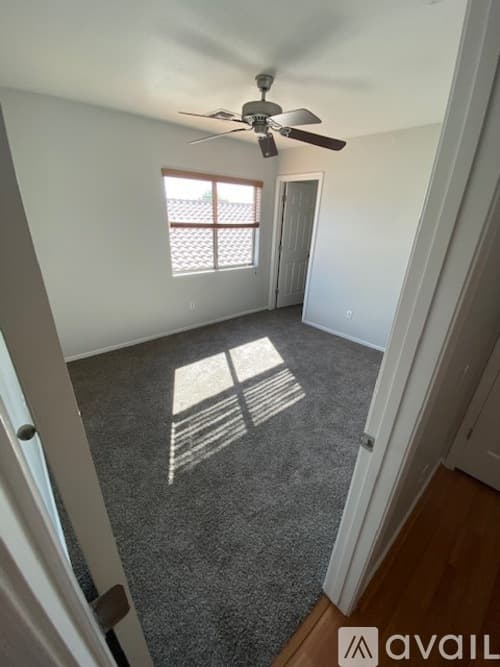 Maricopa House: Arizona Ave