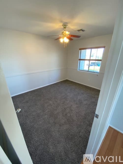 Maricopa House: Arizona Ave