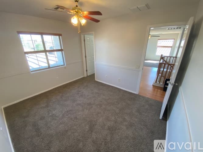 Maricopa House: Arizona Ave