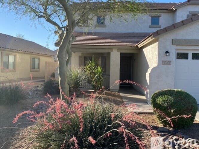 Maricopa House: Arizona Ave