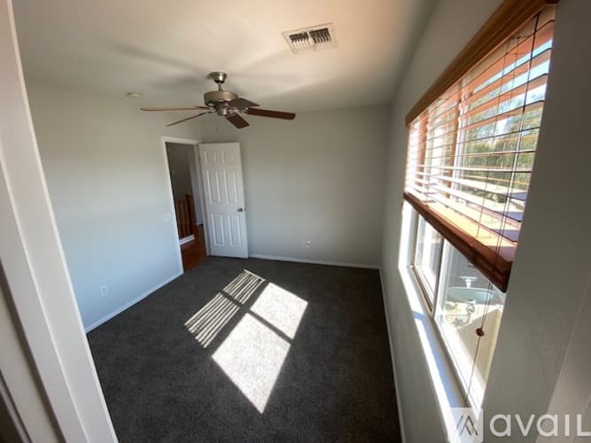 Maricopa House: Arizona Ave