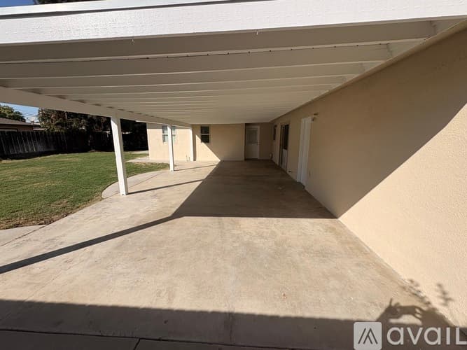 Madera House: 224 Sundance Lane