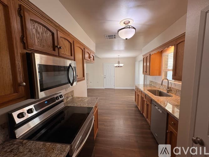 Madera House: 224 Sundance Lane