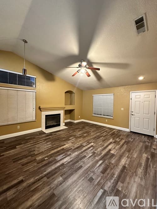 Turlock House: 4634 Whisper Pl