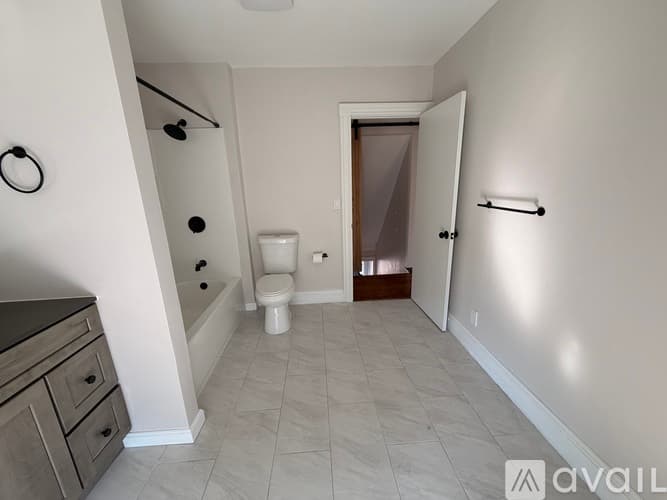 West Warwick Apartment: 110 Wakefield Street