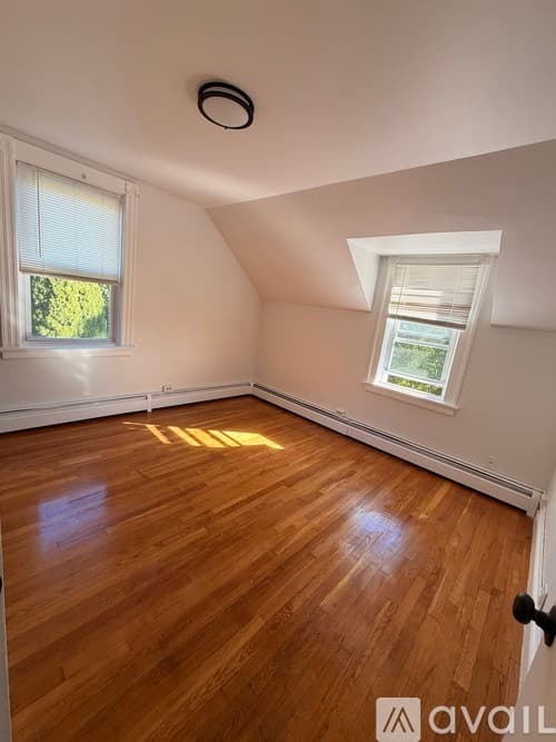 West Warwick Apartment: 110 Wakefield Street