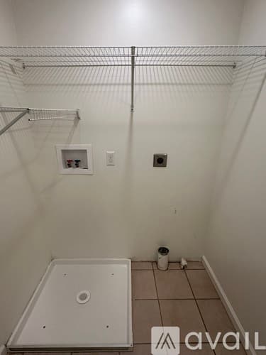 Waterford Townhome: 34 Circuit Street
