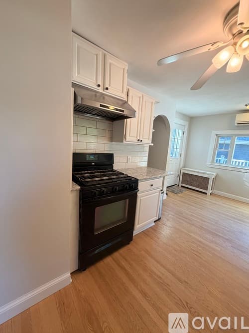 Boston House: 84 Baker Street