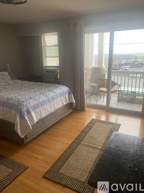 Salisbury Apartment: 280 North End Boulevard