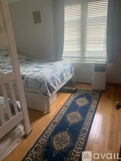 Salisbury Apartment: 280 North End Boulevard