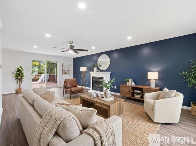 Grove City House: 2080 Sondra Ln