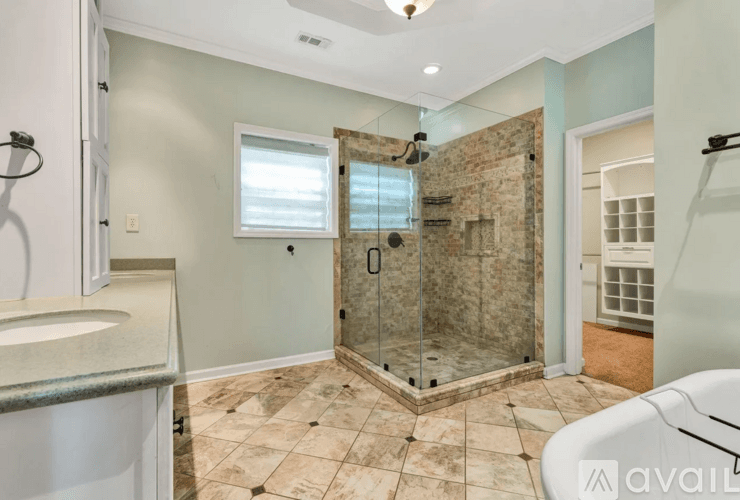 Cleveland House: 3820 Charleston Drive