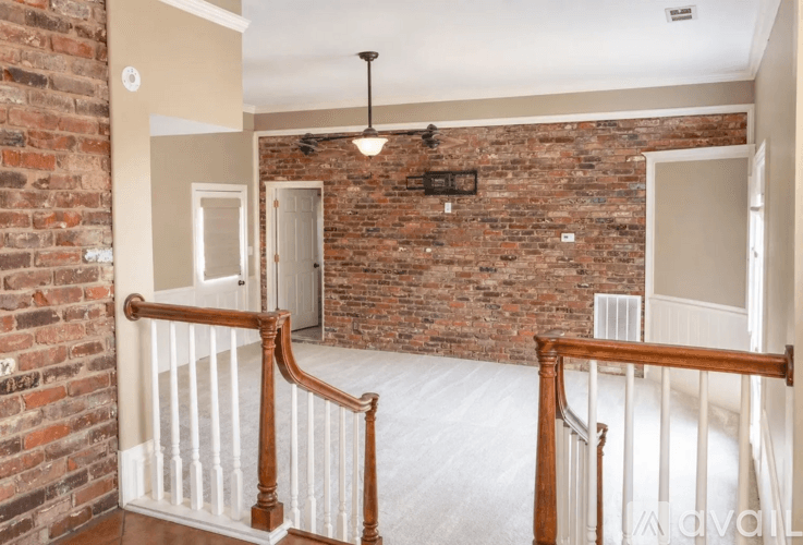 Cleveland House: 3820 Charleston Drive