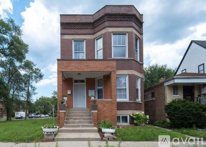 Chicago Apartment: 8003 South Houston Avenue
