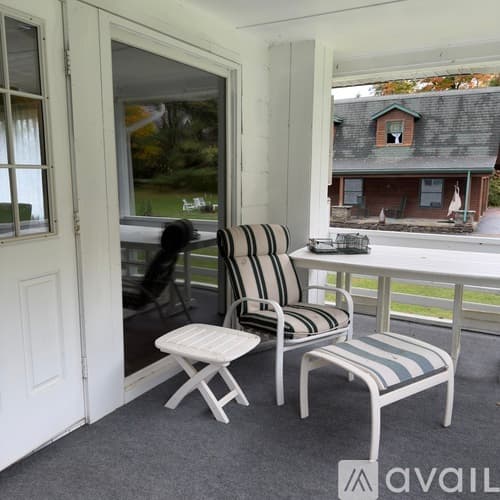 Paupack House: 334 Gumbletown Road