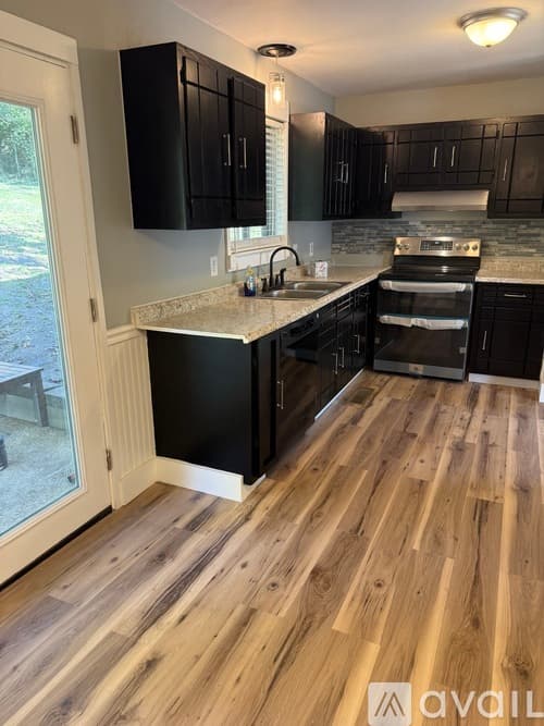 Ooltewah House: 3908 W Freedom Cir