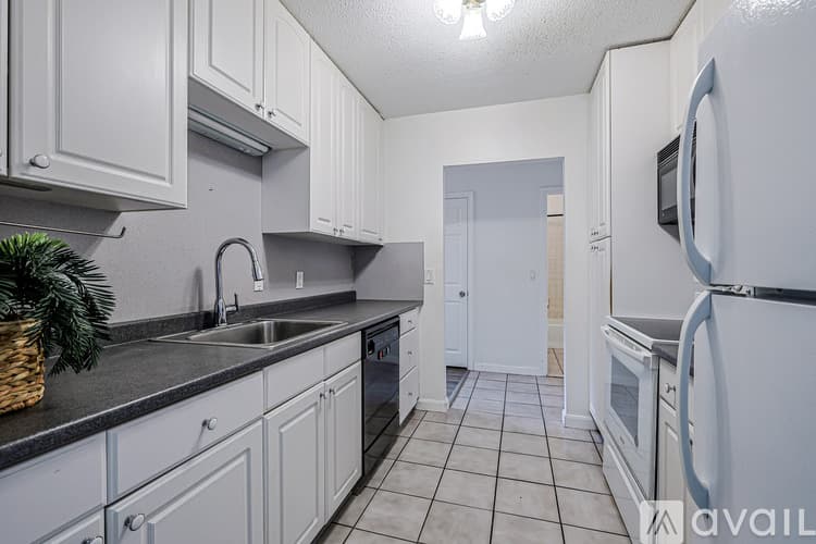 Nashua Condo: 13 Strawberry Bank Road