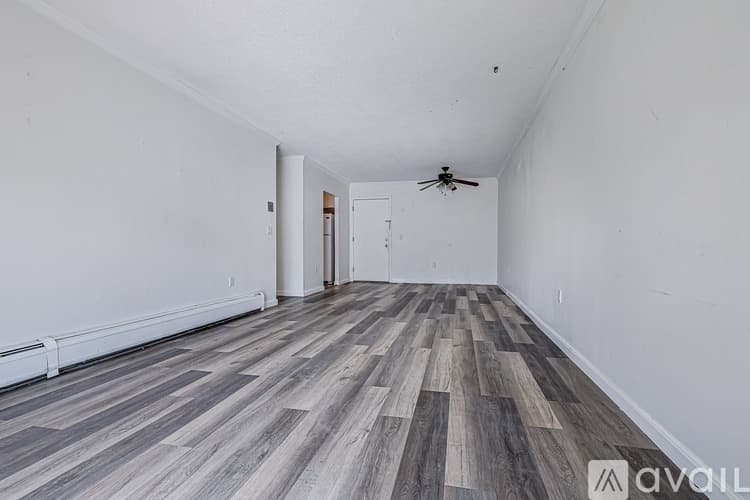 Nashua Condo: 13 Strawberry Bank Road