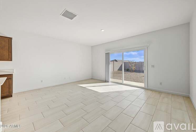 Buckeye House: 23969 W Yavapai St