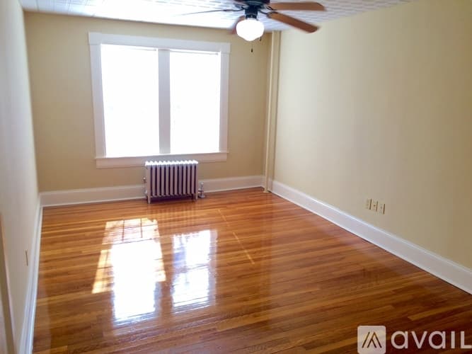 Northampton Apartment: 77 Prospect St