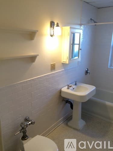 Northampton Apartment: 77 Prospect St