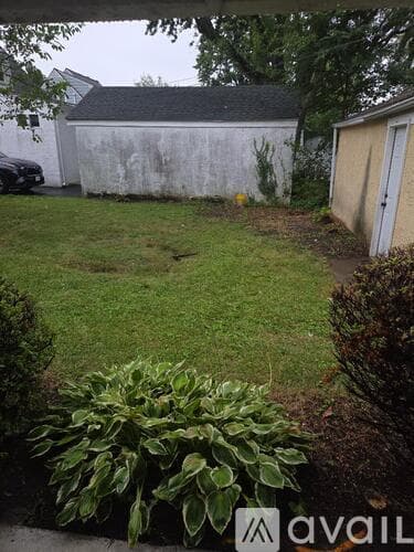 Folsom House: 1005 Swarthmore Ave