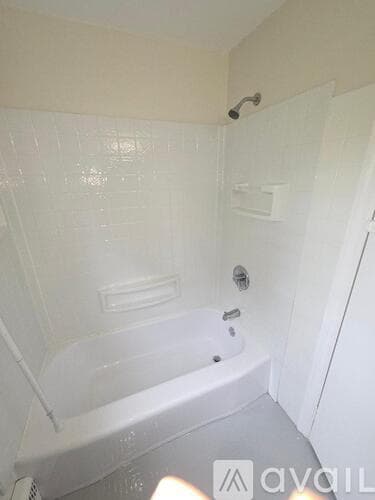 Folsom House: 1005 Swarthmore Ave