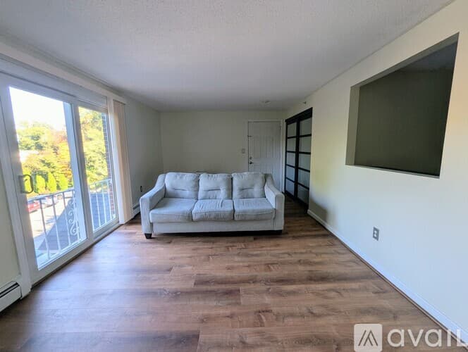 Amesbury Condo: 5 Birchwood Pointe