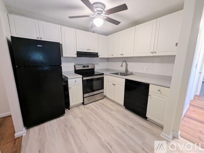 Amesbury Condo: 5 Birchwood Pointe