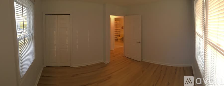 Taunton Condo: 450 Somerset Avenue