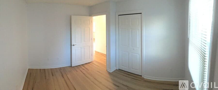 Taunton Condo: 450 Somerset Avenue