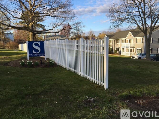 Taunton Condo: 450 Somerset Avenue