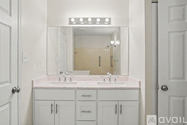 Eagleville Townhome: 2478 Hillendale Dr