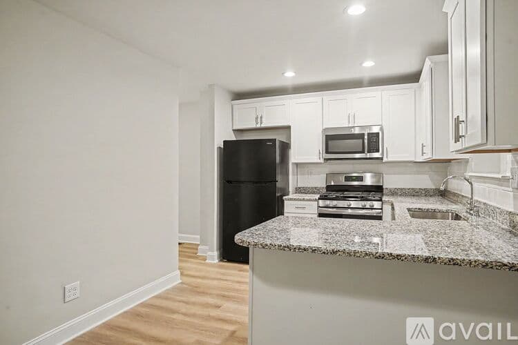 Eagleville Townhome: 2478 Hillendale Dr
