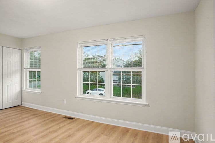 Eagleville Townhome: 2478 Hillendale Dr