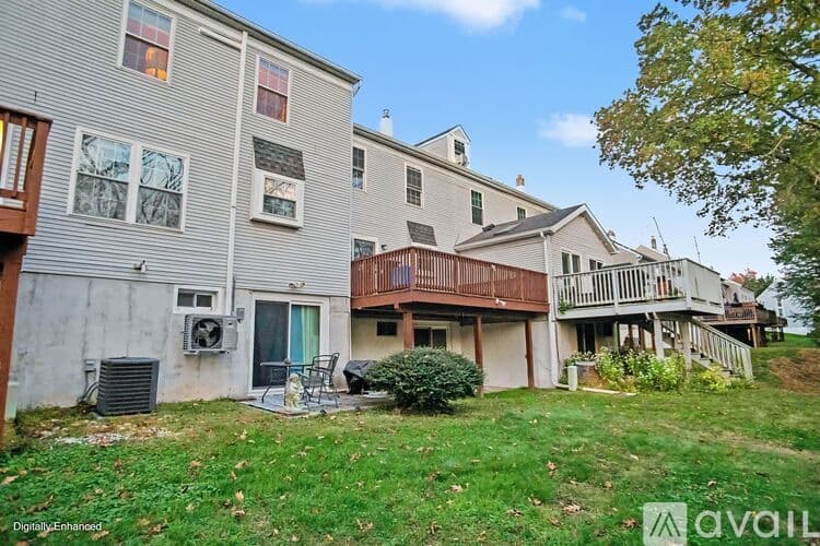 Eagleville Townhome: 2478 Hillendale Dr